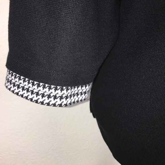 Dillard’s Waffled Herringbone and Black Sweater - Picture 4 of 5